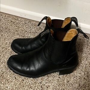 Blundstone Chelsea Boots with Heel